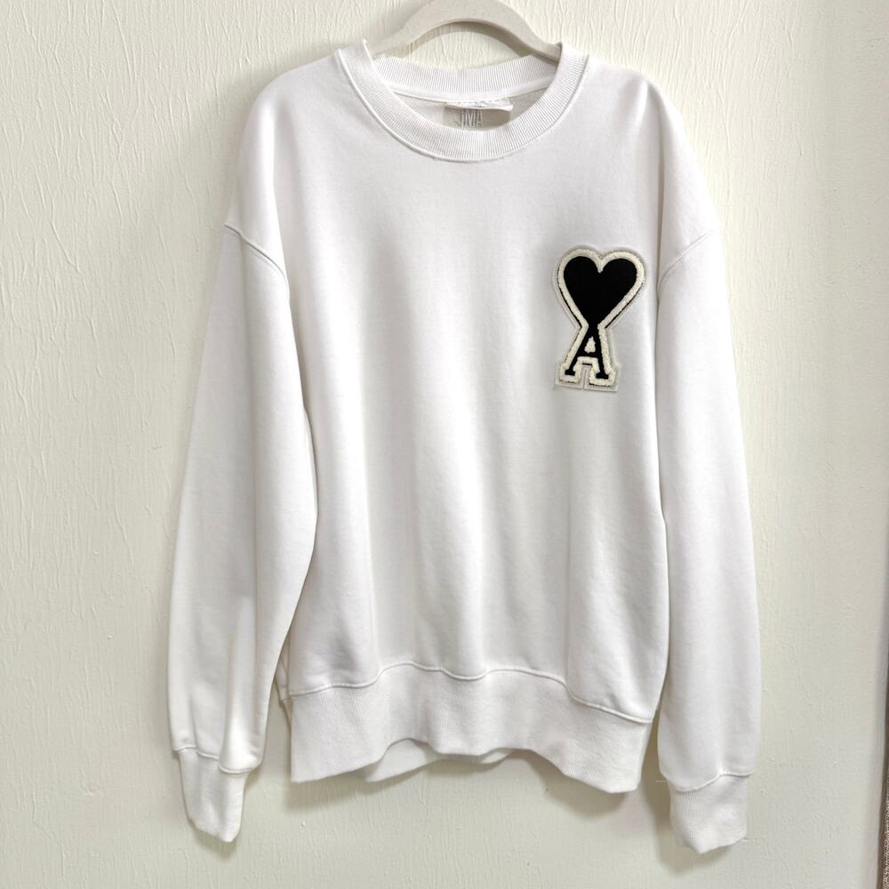 AMI Alexandre Mattiussi Ami de Coeur Sweatshirt White Preppy Paris Patch Unisex